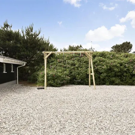 Casa vacanze Rolfkarl - 500m From The Sea In Western Jutland By Interhome *