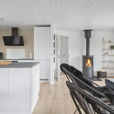 Casa vacanze Rolfkarl - 500m From The Sea In Western Jutland By Interhome