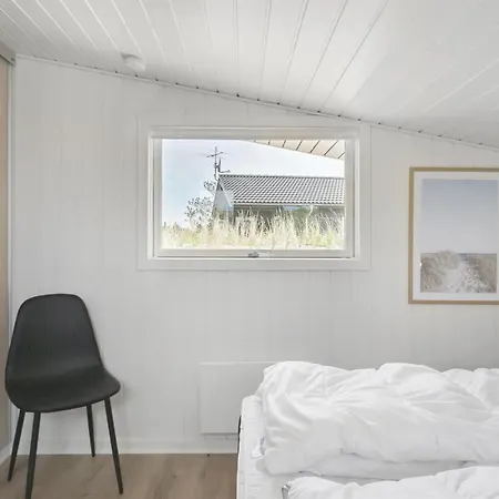 Rolfkarl - 500m From The Sea By Interhome Feriehus